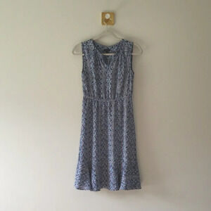 Talbots Petites Dress Sleeveless 2P Office Career Sunday Wedding Guest Event